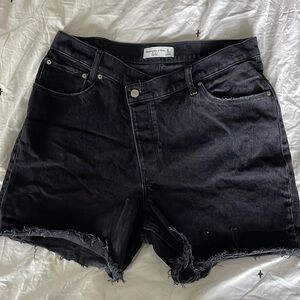 Abercrombie & Fitch The Dad High Rise Cut Off Jean SHORTS in women's size 31/12